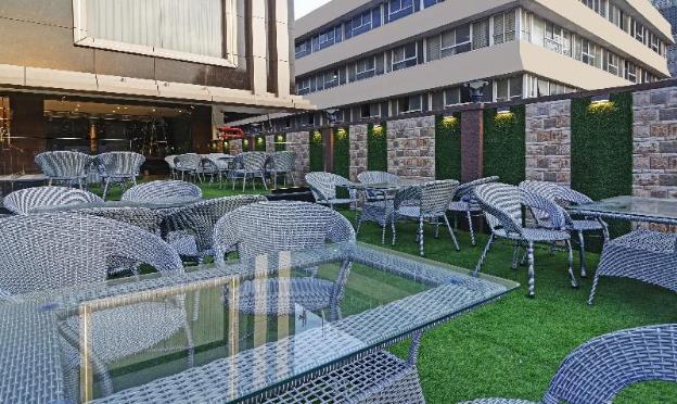 treebo tryst seven lake view