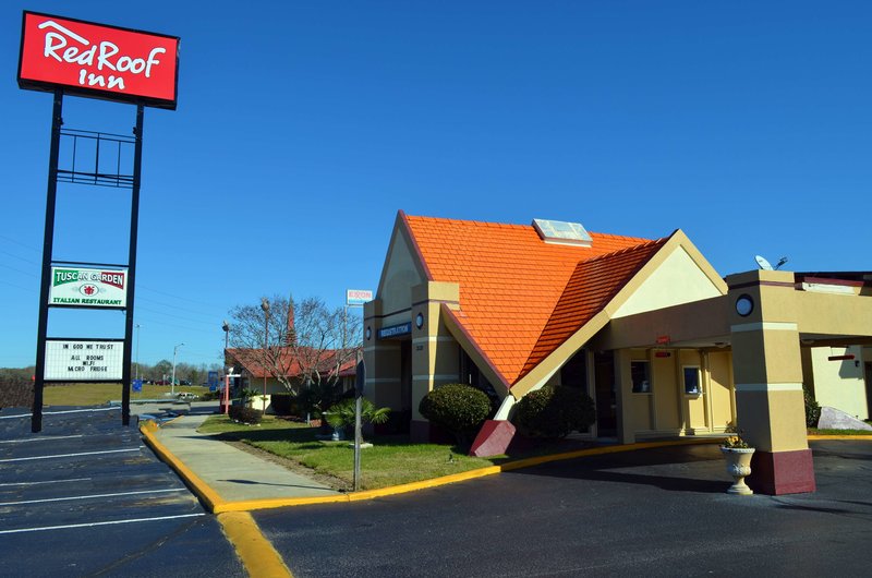 red roof inn lumberton