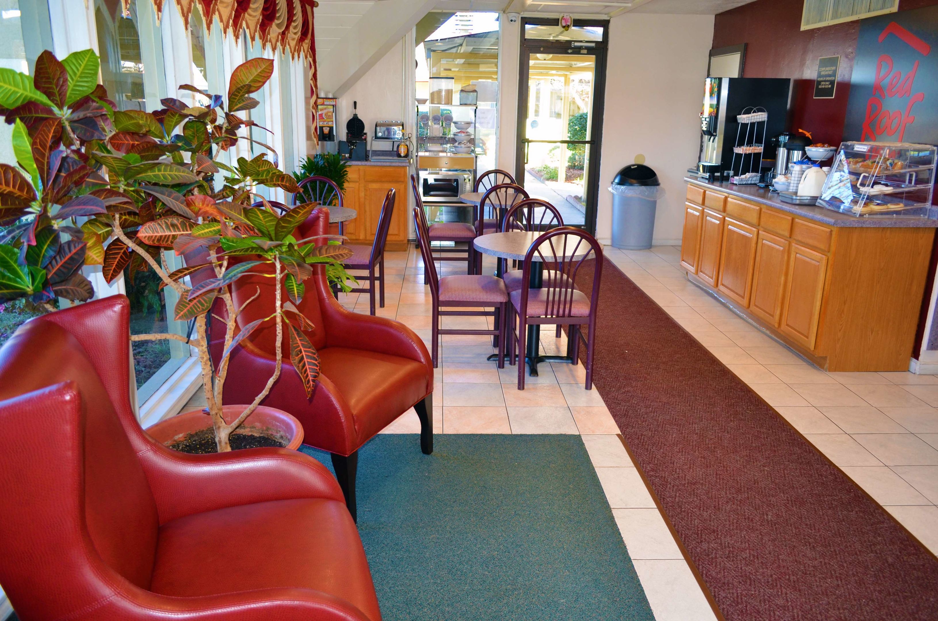 red roof inn lumberton