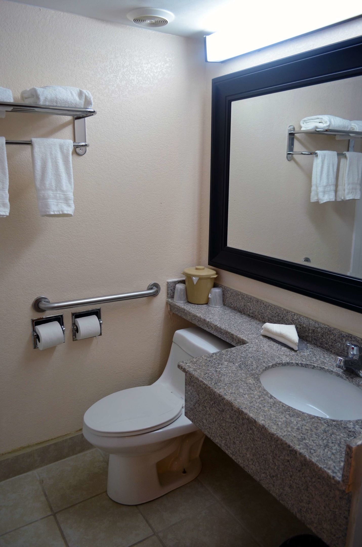 red roof inn lumberton