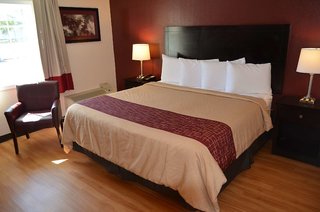 red roof inn lumberton