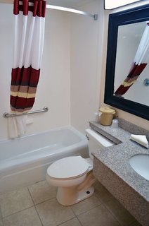 red roof inn lumberton