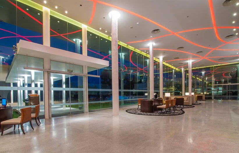 vivanta colombo airport garden