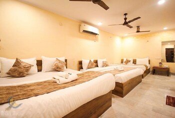 Hotel Babua Hyness By Avadhesh Group Of Hospitality,Haridwar>>Dehradun,3 star