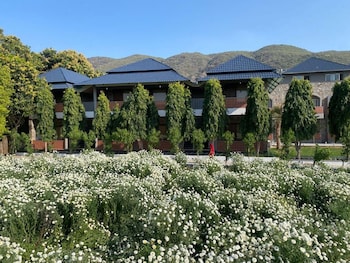 nature retreat resorts