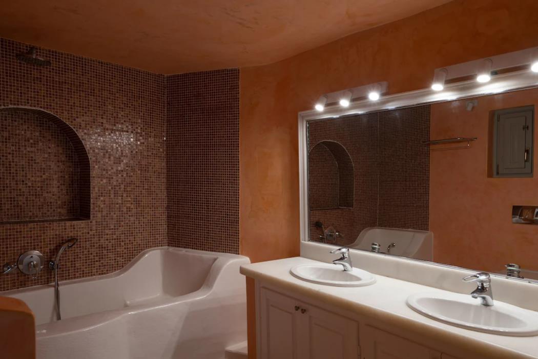 asha luxury suites