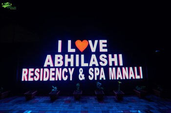 abhilashi residency and spa manali