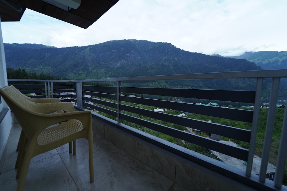 abhilashi residency and spa manali
