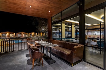 justa luxe rasa retreat and spa rishikesh