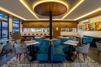 justa luxe rasa retreat and spa rishikesh