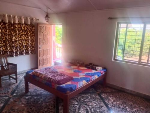 Ankur Palace,Goa>>Arambol,2 star