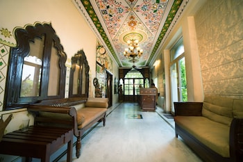 the sunder palace luxury boutique hotel