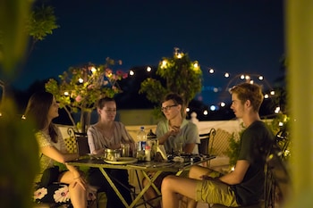 the sunder palace luxury boutique hotel