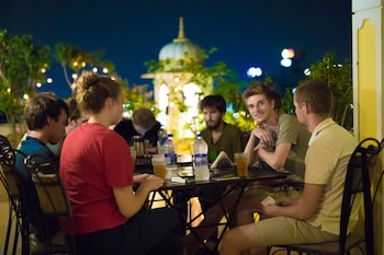 the sunder palace luxury boutique hotel