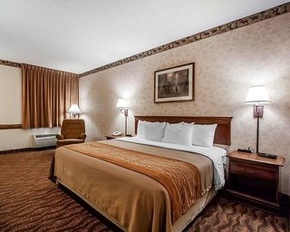 Comfort Inn & Suites Branson Meadows,Point Lookout>>Branson,3 star