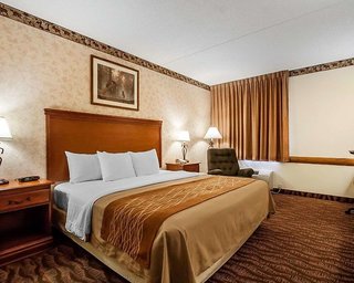 Comfort Inn & Suites Branson Meadows,Point Lookout>>Branson,3 star