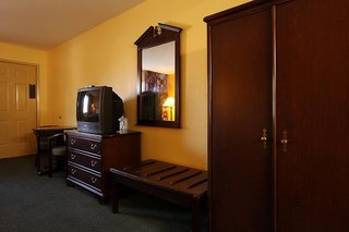 studio 6 huntsville tx