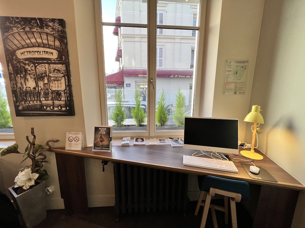 holiday inn paris auteuil by ihg