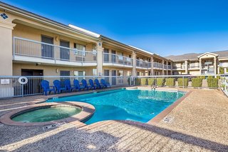 Americas Best Value Inn New Braunfels San Antonio,New Braunfels>>Bexar County,2 star