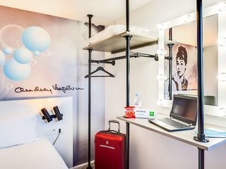 ibis styles paris saint denis plaine