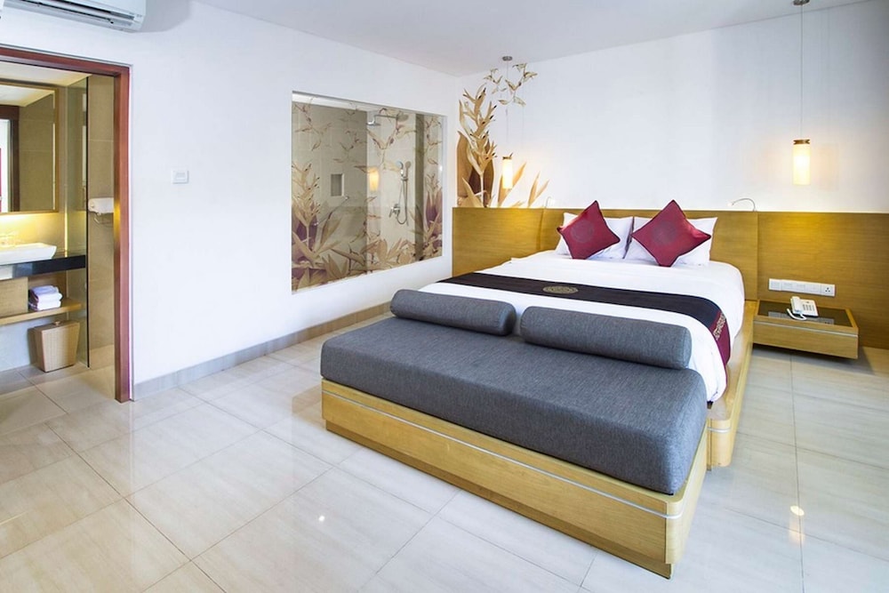 kuta beach club hotel