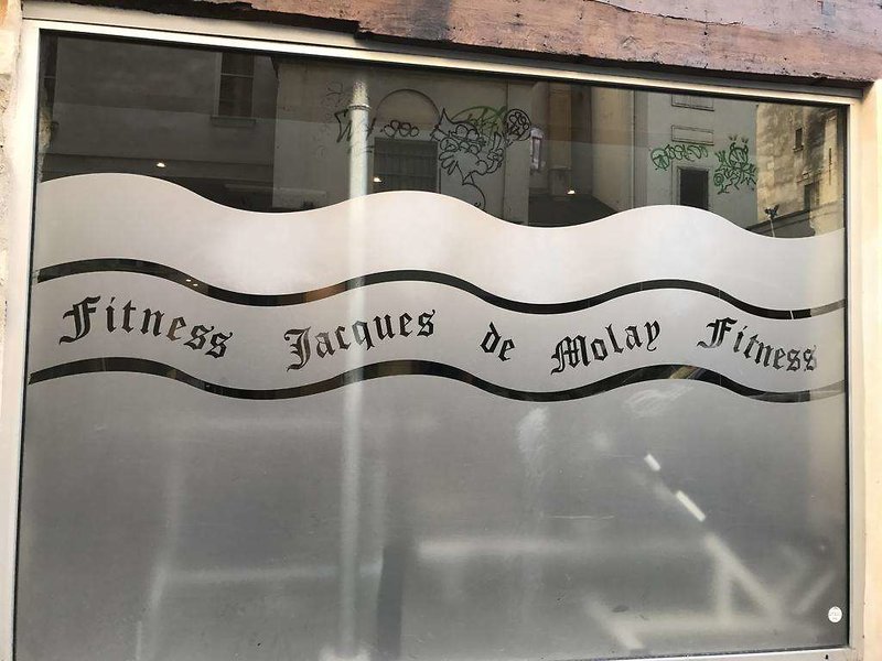 hotel jacques de molay