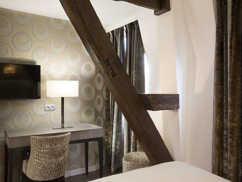 hotel jacques de molay