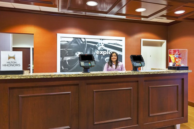 hampton inn detroit southgate