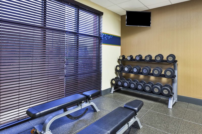 hampton inn detroit southgate