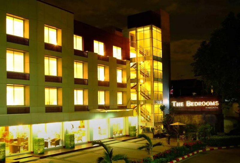 the bedrooms boutique hotel