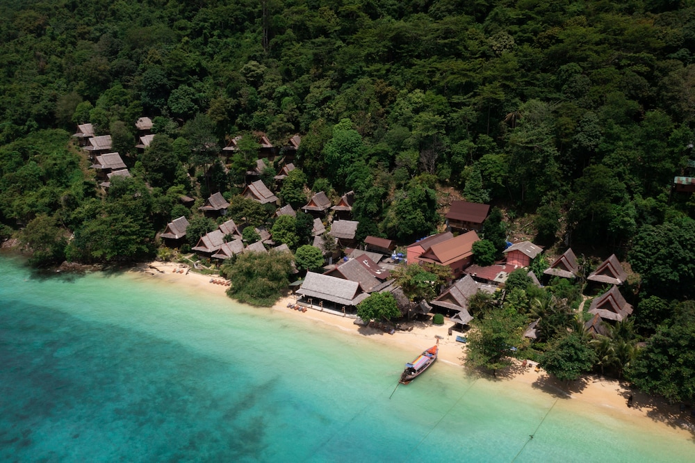 phi phi relax beach resort