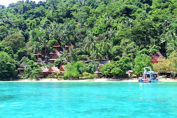 phi phi relax beach resort