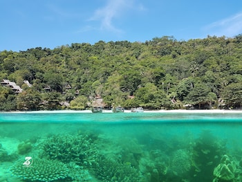 phi phi relax beach resort