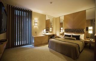 Marmara Hotel Budapest,Danube River>>Budapest,4 star