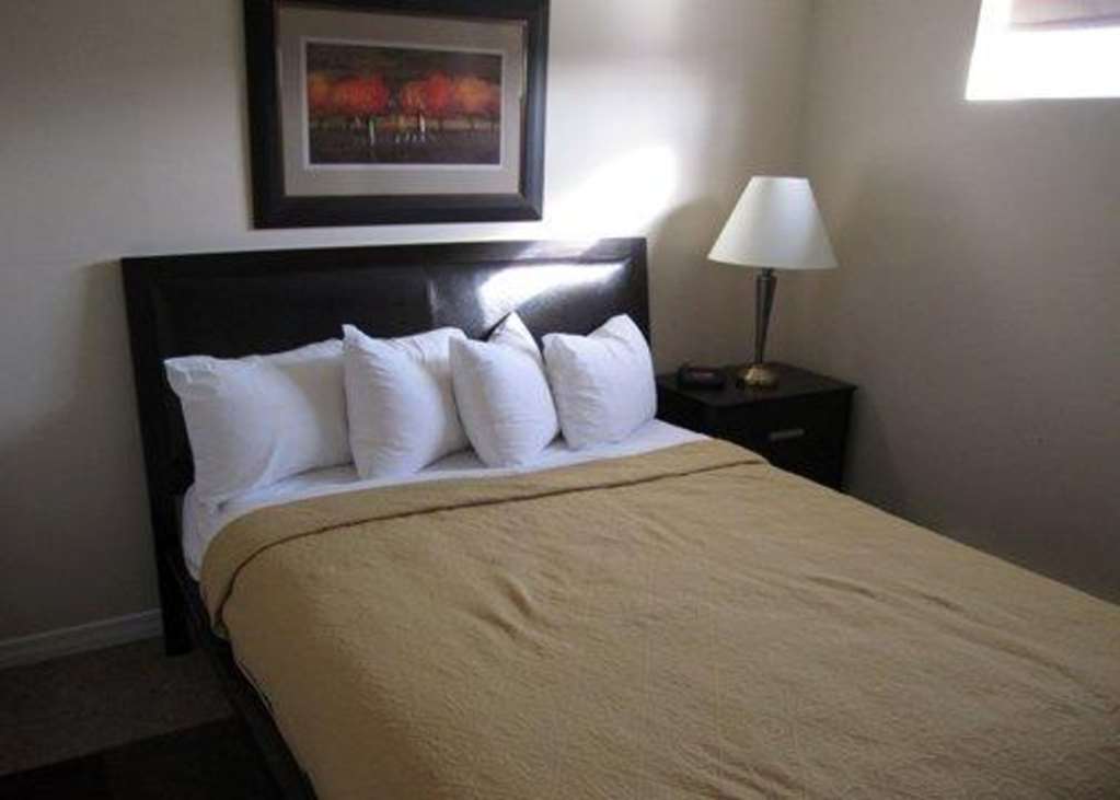 quality inn new liskeard on