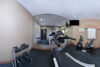 Americas Best Value Inn & Suites Cuero,Texas>>Cuero,2 star