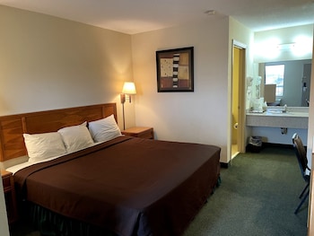 travelers inn and suites