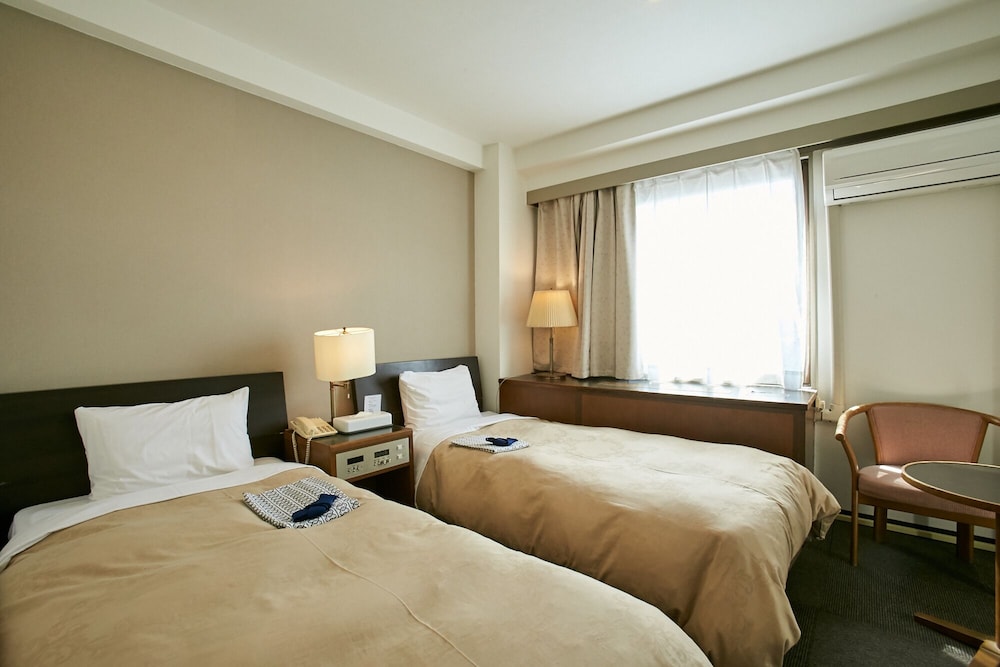 hotel sun plus yutaka