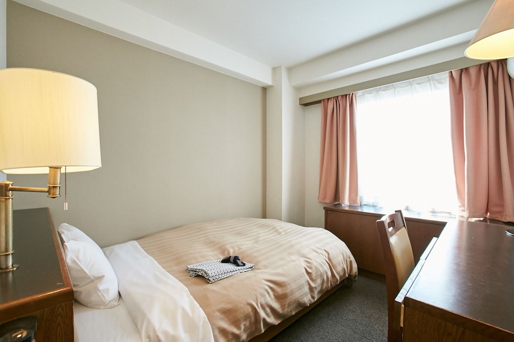 hotel sun plus yutaka