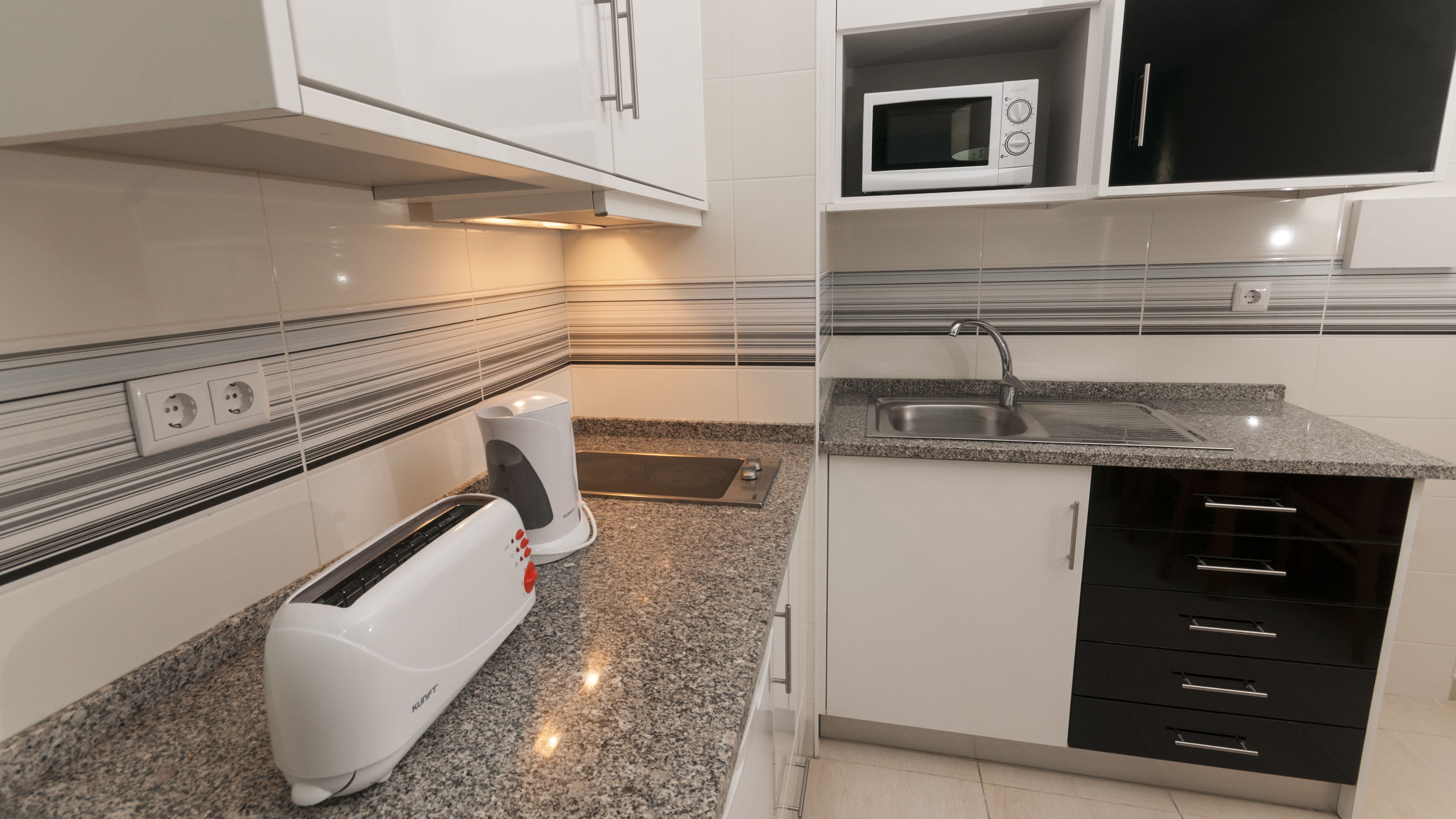 studio 17 atlantichotels