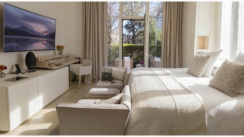 Abac Restaurant & Hotel,Esplugues De Llobregat>>Barcelona,5 star