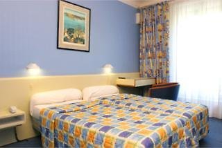 Hotel De France Gare De Lyon Bastille,12, Rue De Lyon,3 star