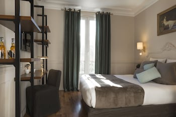 hotel de la porte doree