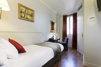 hotel de la porte doree