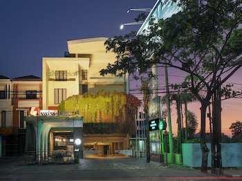 swiss belhotel rainforest