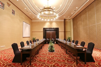 swiss belhotel rainforest