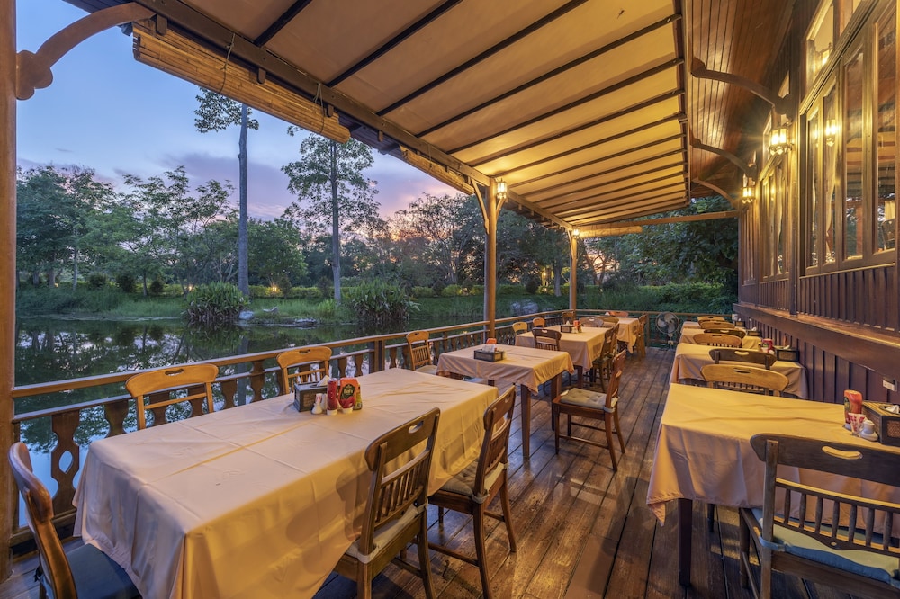 vana varin resort hua hin