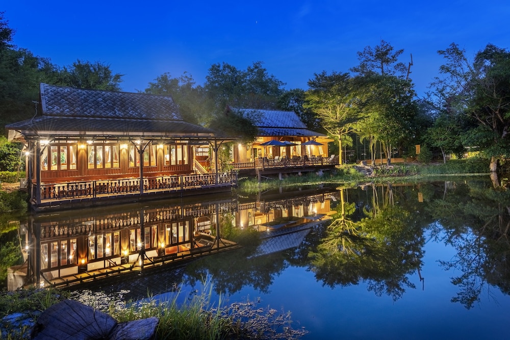 vana varin resort hua hin