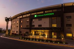 Wyndham Garden San Jose Escazu,Escazu>>Alajuela,4 star