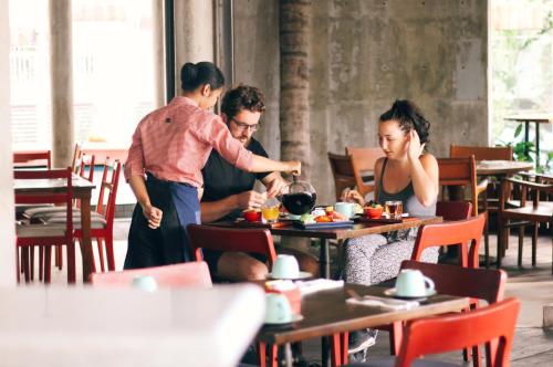 grandmas plus hotel seminyak